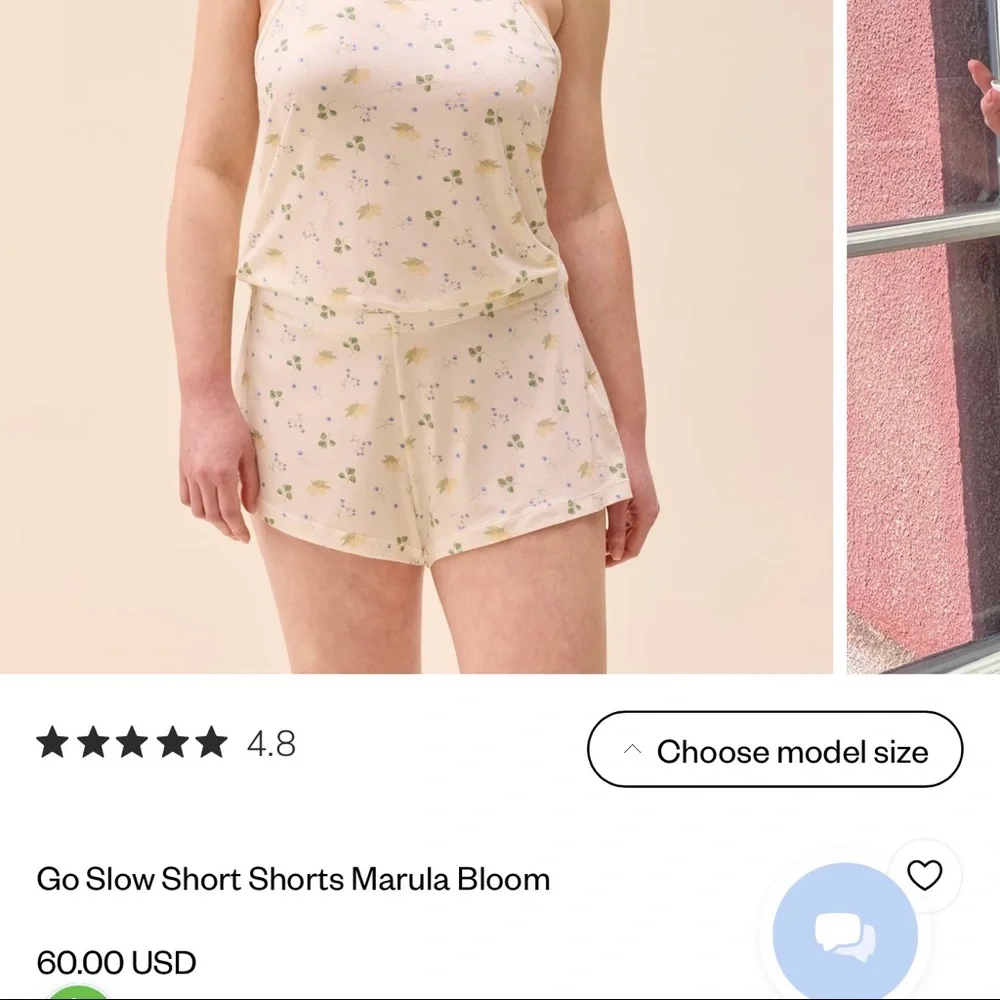 Djerf Avenue Go Slow shorts in Marula bloom size Small